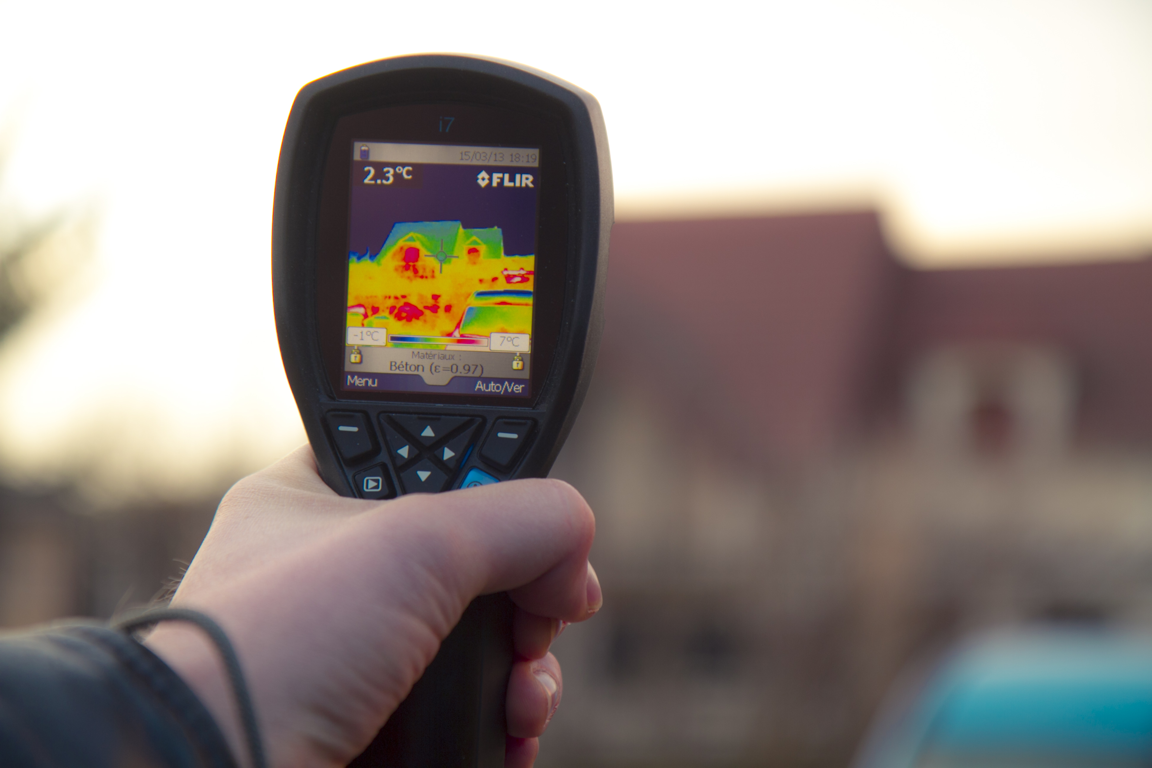 Planète Contrôle, societé spécialisée dans les audits en thermographie infrarouge sur Paris et sa région (caméra thermique)